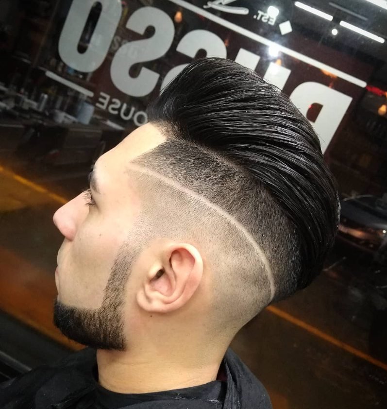 Trabajo real de barberia en Russo Barber House